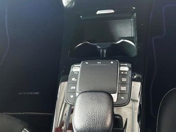 MERCEDES-BENZ A-CLASS 1.3 A180 AMG Line Edition (Executive) Hatchback 5dr Petrol 7G-DC