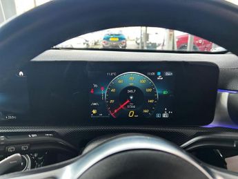 MERCEDES-BENZ A-CLASS 1.3 A180 AMG Line Edition (Executive) Hatchback 5dr Petrol 7G-DC