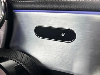 MERCEDES-BENZ A-CLASS 1.3 A180 AMG Line Edition (Executive) Hatchback 5dr Petrol 7G-DC