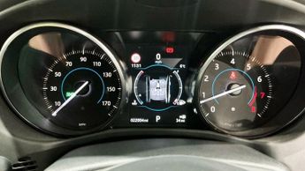 JAGUAR XE 2.0i Prestige Saloon 4dr Petrol Auto Euro 6 (s/s) (200 ps)