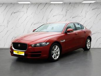 JAGUAR XE 2.0i Prestige Saloon 4dr Petrol Auto Euro 6 (s/s) (200 ps)