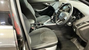 FORD FOCUS 1.0T EcoBoost Zetec Edition Hatchback 5dr Petrol Auto Euro 6 (s/