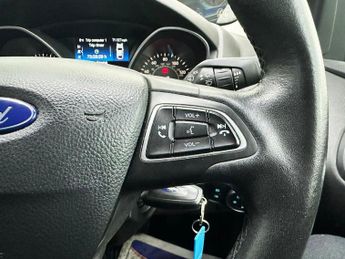FORD FOCUS 1.0T EcoBoost Zetec Edition Hatchback 5dr Petrol Auto Euro 6 (s/