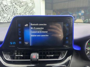 TOYOTA C-HR 1.2 VVT-i Dynamic SUV 5dr Petrol Manual Euro 6 (s/s) (115 ps)