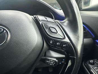 TOYOTA C-HR 1.2 VVT-i Dynamic SUV 5dr Petrol Manual Euro 6 (s/s) (115 ps)