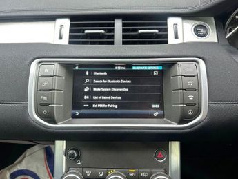 LAND ROVER RANGE ROVER EVOQUE 2.0 TD4 SE Tech SUV 5dr Diesel Auto 4WD Euro 6 (s/s) (180 ps)