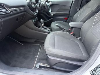 FORD FIESTA 1.0T EcoBoost Titanium Hatchback 5dr Petrol Auto 