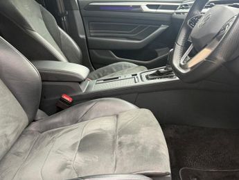 VOLKSWAGEN ARTEON 2.0 TSI R-Line Shooting Brake 5dr Petrol DSG 