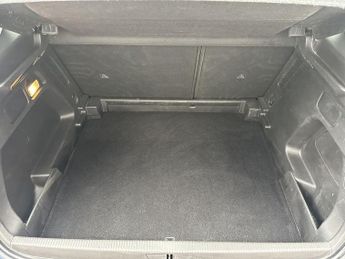 VAUXHALL GRANDLAND 1.5 Turbo D Design SUV 5dr Diesel Auto Euro 6 (s/s) (130 ps)