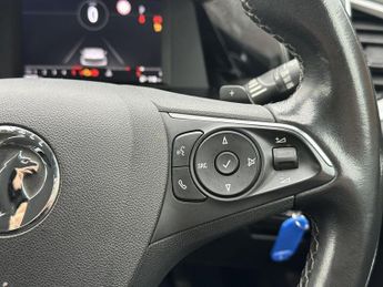 VAUXHALL GRANDLAND 1.5 Turbo D Design SUV 5dr Diesel Auto Euro 6 (s/s) (130 ps)