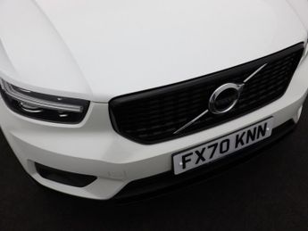 VOLVO XC40 2.0 B4 MHEV R-Design SUV 5dr Petrol Hybrid Auto AWD Euro 6 (s/s)