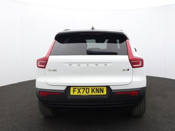 VOLVO XC40 2.0 B4 MHEV R-Design SUV 5dr Petrol Hybrid Auto AWD Euro 6 (s/s)
