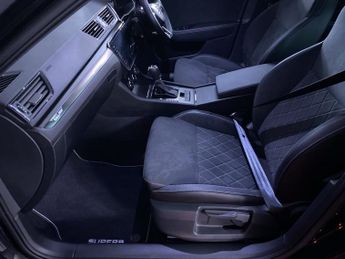 SKODA SUPERB 1.5 TSI ACT SportLine Plus Hatchback 5dr Petrol DSG Euro 6 (s/s)