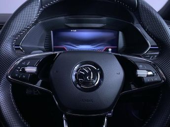 SKODA SUPERB 1.5 TSI ACT SportLine Plus Hatchback 5dr Petrol DSG Euro 6 (s/s)