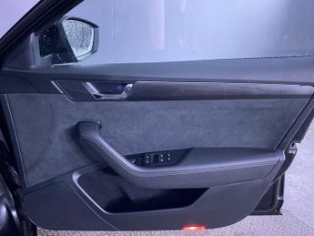 SKODA SUPERB 1.5 TSI ACT SportLine Plus Hatchback 5dr Petrol DSG Euro 6 (s/s)