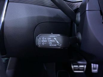 SKODA SUPERB 1.5 TSI ACT SportLine Plus Hatchback 5dr Petrol DSG Euro 6 (s/s)