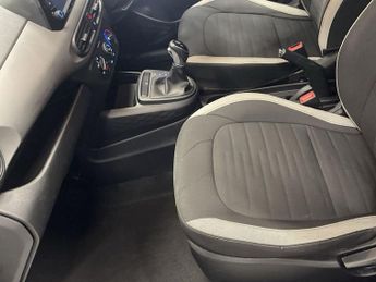 HYUNDAI I10 1.2 SE Connect Hatchback 5dr Petrol Auto Euro 6 (s/s) (84 ps)