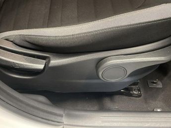 HYUNDAI I10 1.2 SE Connect Hatchback 5dr Petrol Auto Euro 6 (s/s) (84 ps)