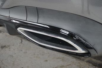 MERCEDES-BENZ CLA 2.0 CLA220 AMG Line (Premium Plus) Coupe 4dr Petrol 7G-DCT 4MATI