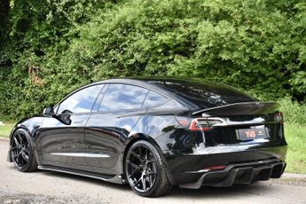 TESLA Model 3 (Dual Motor) Long Range Saloon 4dr Electric Auto 4WDE (346 ps)