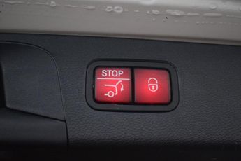 MERCEDES-BENZ GLC 2.1 GLC250d AMG Line (Premium Plus) SUV 5dr Diesel G-Tronic 4MAT