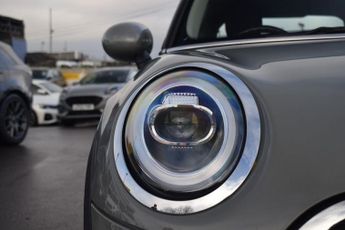 MINI HATCH 1.5 Cooper Classic Hatchback 3dr Petrol Steptronic Euro 6 (s/s) 