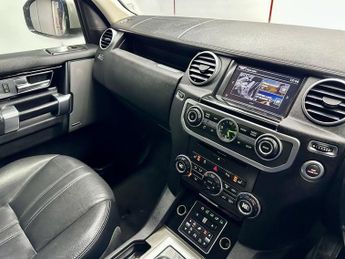 LAND ROVER DISCOVERY 4 3.0 SD V6 Graphite SUV 5dr Diesel Auto 4WD Euro 6 (s/s) (256 bhp