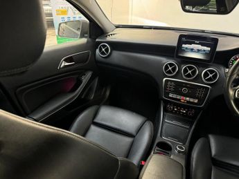 MERCEDES-BENZ A-CLASS 1.5 A180d Sport (Premium) Hatchback 5dr Diesel 7G-DCT Euro 6 (s/