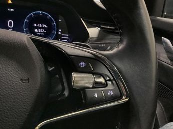 SKODA OCTAVIA 1.4 TSI iV 13kWh SE Technology Hatchback 5dr Petrol Plug-in Hybr