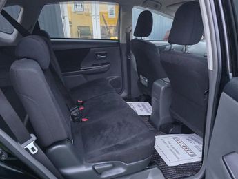 TOYOTA PRIUS 1.5 Saloon 4dr Petrol Hybrid CVT (120 g/km, 70 bhp)