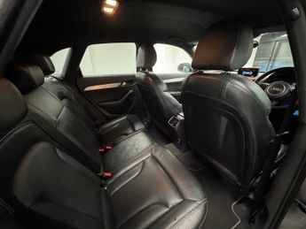 AUDI Q3 2.0 TDI S line Plus SUV 5dr Diesel S Tronic quattro Euro 6 (s/s)