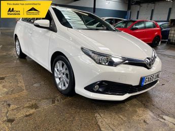 Toyota Auris 1.2 VVT-i Icon Hatchback 5dr Petrol Manual Euro 6 (s/s) (116 ps)