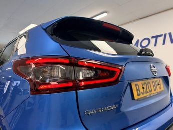 NISSAN QASHQAI 1.3 DIG-T ACENTA PREMIUM DCT AUTO 160 BHP + SAT NAV + REAR CAMER