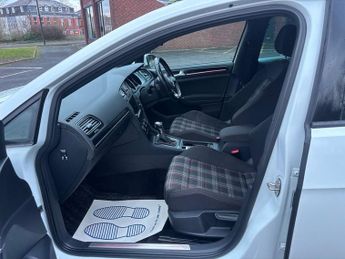 VOLKSWAGEN GOLF GOLF GTI 