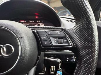 AUDI A3 1.5 TFSI CoD Black Edition Sportback 5dr Petrol S Tronic Euro 6 