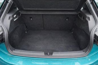 VOLKSWAGEN ID.3 Pro Performance 58kWh Life Hatchback 5dr Electric Auto (204 ps)