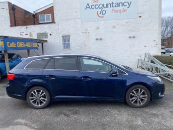 TOYOTA AVENSIS 2.0 D-4D Select Tourer 5dr Diesel Manual Euro 5 (126 ps)