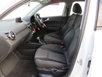 AUDI A1 1.4 TFSI Sport Sportback 5dr Petrol S Tronic Euro 5 (s/s) (122 p