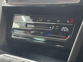 VOLKSWAGEN PASSAT 1.4 TSI 13kWh GTE Estate 5dr Petrol Plug-in Hybrid DSG Euro 6 (s