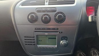 SEAT LEON 1.6 8V Sport Hatchback 5dr Petrol Manual Euro 4 (102 bhp)