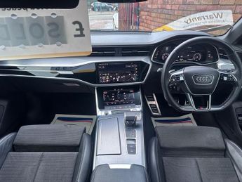 AUDI A6 AVANT 2.0 TDI 40 Black Edition Estate 5dr Diesel S Tronic Euro 6 (s/s)