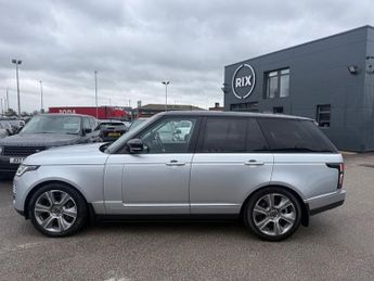 LAND ROVER RANGE ROVER 4.4 SD V8 Vogue SUV 5dr Diesel Auto 4WD Euro 6-2 OWNER CAR FINIS