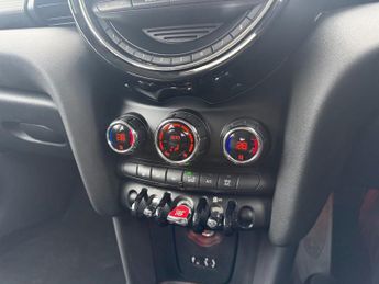 MINI HATCH 1.5 Cooper Hatchback 5dr Petrol Auto Euro 6-2 FORMER KEEPERS FIN