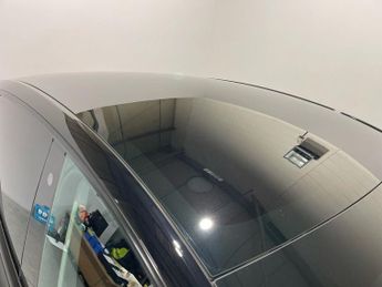 TESLA MODEL Y (Dual Motor) Long Range SUV 5dr Electric Auto 4WDE (384 bhp)