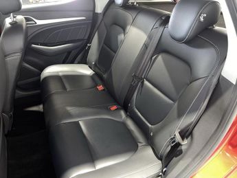 MG MG ZS 1.0 T-GDI Exclusive SUV 5dr Petrol Auto Euro 6 (111 ps)