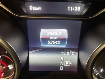 MERCEDES-BENZ GLA 2.1 GLA200d AMG Line (Executive) SUV 5dr Diesel 7G-DCT 4MATIC Eu