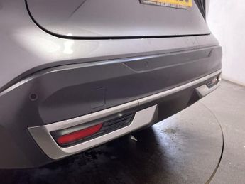 NISSAN QASHQAI 1.3 DIG-T MHEV N-Connecta SUV 5dr Petrol Hybrid XTRON Euro 6 (s/