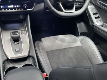 NISSAN QASHQAI 1.3 DIG-T MHEV N-Connecta SUV 5dr Petrol Hybrid XTRON Euro 6 (s/