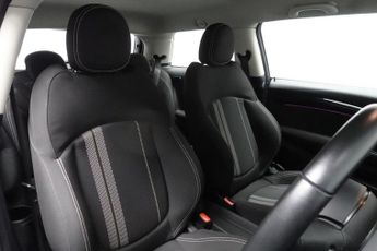 MINI Electric Hatch Cooper SE 32.6kWh Level 1 Hatchback 3dr Electric Auto (184 ps)