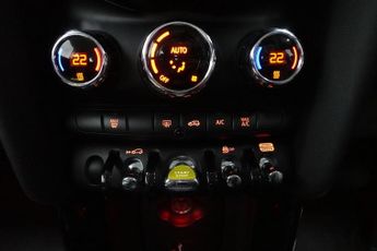 MINI Electric Hatch Cooper SE 32.6kWh Level 1 Hatchback 3dr Electric Auto (184 ps)